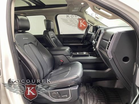 Used 2020 Ford Expedition Max Platinum image 23