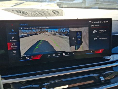 Used 2025 BMW X5 M60i w/ Executive Package image 19