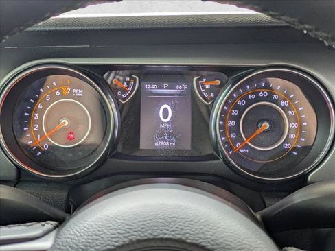 Used 2022 Jeep Gladiator Sport AWD/4WD image 10