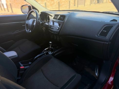 Used 2016 Mitsubishi Outlander Sport ES image 11