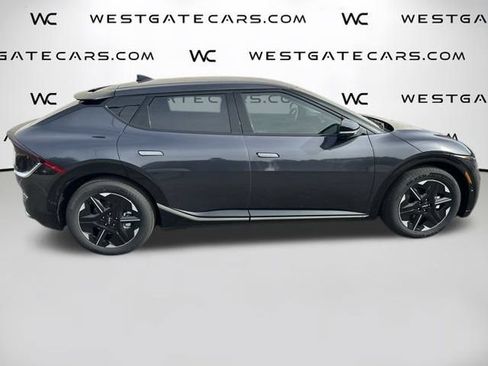 Used 2025 Kia EV6 Wind RWD image 32