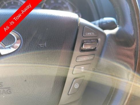 Used 2014 INFINITI QX80 4WD w/ Deluxe Touring Package image 17