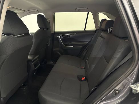 Used 2019 Toyota RAV4 LE FWD image 25