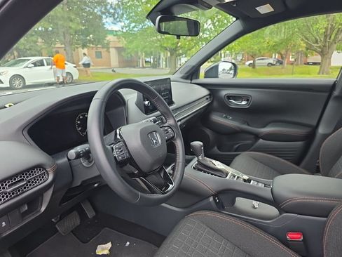 Certified 2026 Honda HR-V Sport image 24
