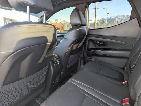 Used 2022 Hyundai Santa Cruz Limited image 32