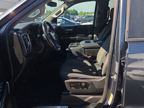 Used 2019 Chevrolet Silverado 1500 LT w/ Fleet Comfort Package AWD/4WD image 8