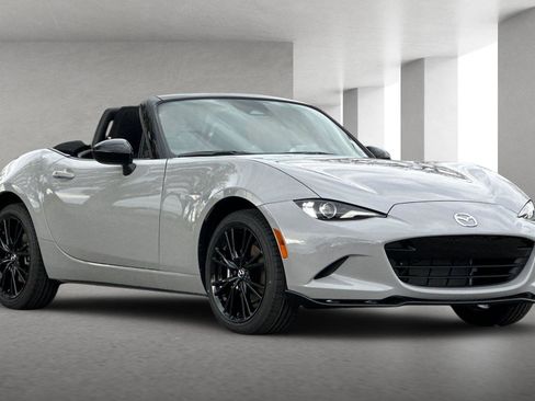 New 2025 MAZDA MX-5 Miata Club image 2