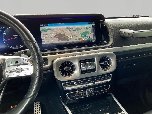 Used 2020 Mercedes-Benz G 550 w/ G Manufaktur Interior Package image 11