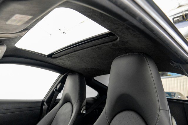 Used 2007 Porsche 911 Carrera RWD image 18