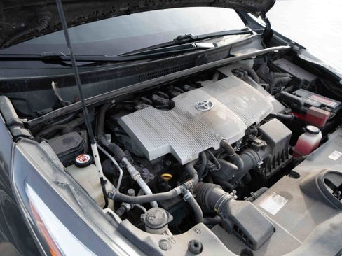 Used 2017 Toyota Prius Four image 31