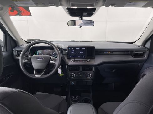Used 2023 Ford Maverick XL image 14