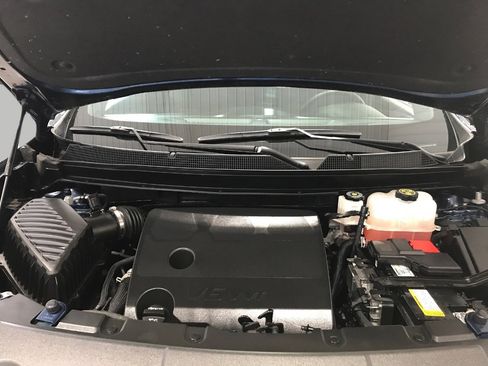 Used 2023 Chevrolet Traverse LT w/ LPO, Floor Liner Package image 7