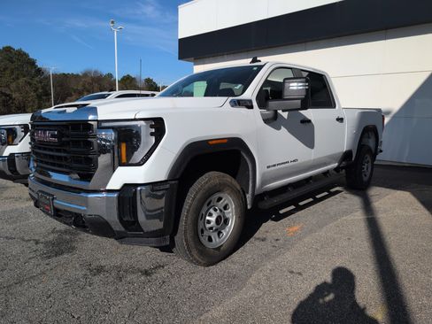 New 2026 GMC Sierra 2500 Pro w/ Convenience Package image 1