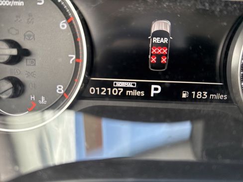 Used 2025 Mitsubishi Outlander ES image 8