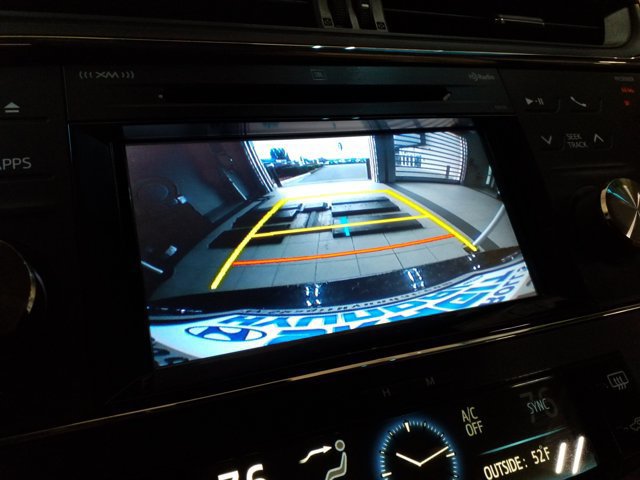 Used 2018 Toyota Avalon Limited FWD image 8