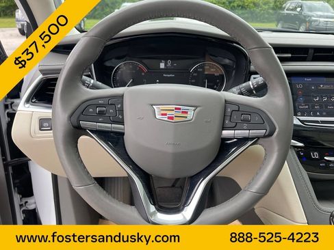 Used 2024 Cadillac XT6 Premium Luxury FWD image 14