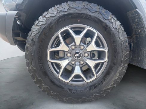 Used 2023 Ford Bronco Badlands AWD/4WD image 14