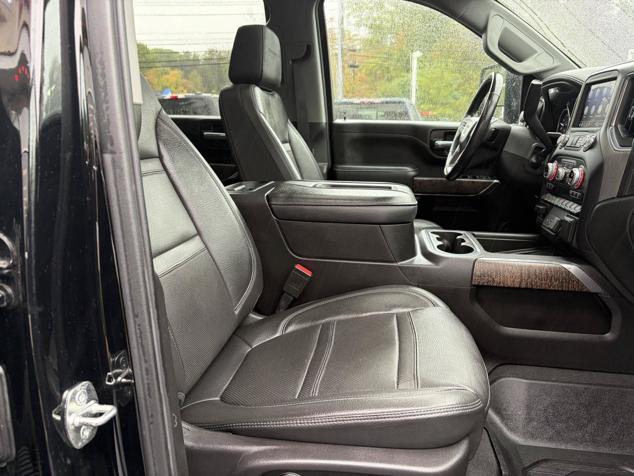 Used 2022 GMC Sierra 2500 Denali w/ Denali Ultimate Package AWD/4WD image 46