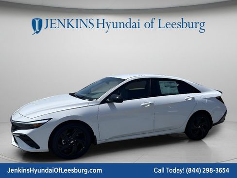 New 2026 Hyundai Elantra Sport FWD image 10