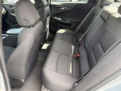 Used 2024 Chevrolet Malibu LT FWD image 20