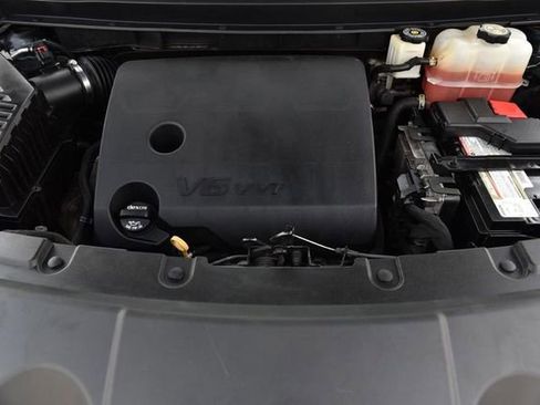 Used 2018 Chevrolet Traverse LT image 27