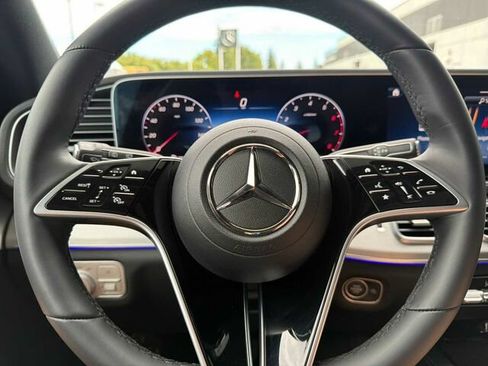 Certified 2025 Mercedes-Benz GLE 450 4MATIC image 30