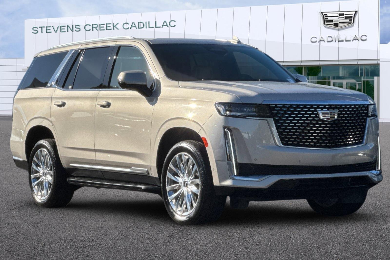 Certified 2023 Cadillac Escalade Premium Luxury AWD/4WD image 1