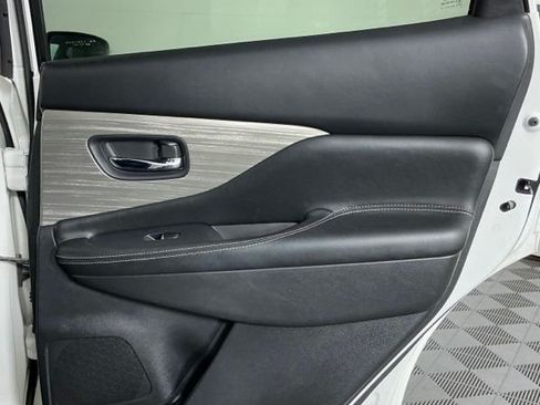 Used 2018 Nissan Murano Platinum FWD image 27