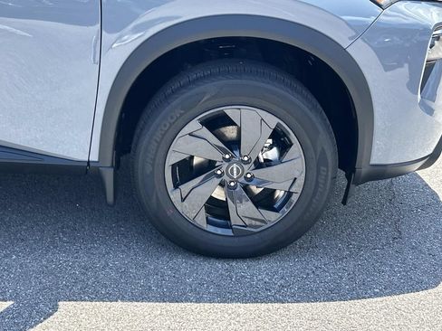 New 2026 Nissan Rogue SV AWD/4WD image 9