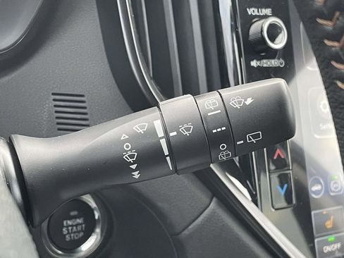 Certified 2025 Subaru Ascent Bronze Edition w/ Popular Package #2 image 15