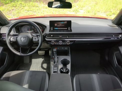 Used 2023 Honda Civic Sport image 14