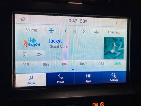 Used 2021 Ford F250 XLT w/ FX4 Off-Road Package image 26