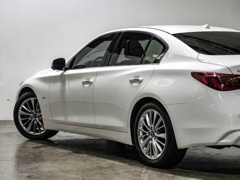 Used 2019 INFINITI Q50 Luxe w/ Essential Package (3.0T Luxe) image 16