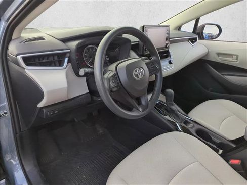 Used 2022 Toyota Corolla LE image 10