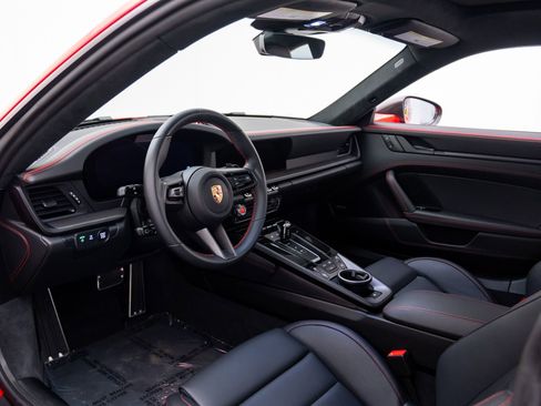 Certified 2025 Porsche 911 Carrera GTS image 4