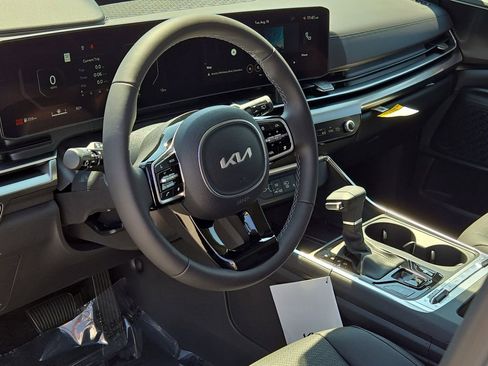 New 2026 Kia Carnival SX Prestige image 17