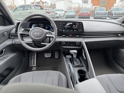 New 2026 Hyundai Elantra Sport w/ Cargo Package FWD image 17