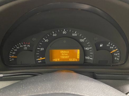 Used 2004 Mercedes-Benz C 240 2.6L image 21