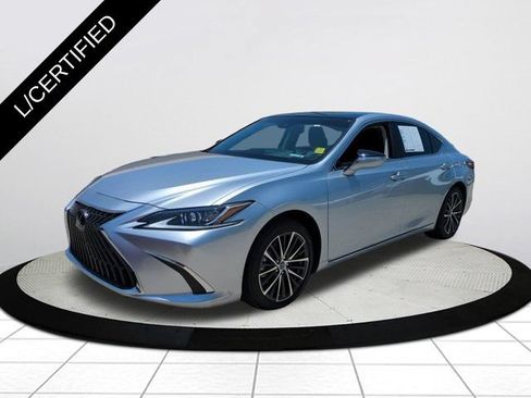 Certified 2025 Lexus ES 350 w/ Premium Package FWD image 7