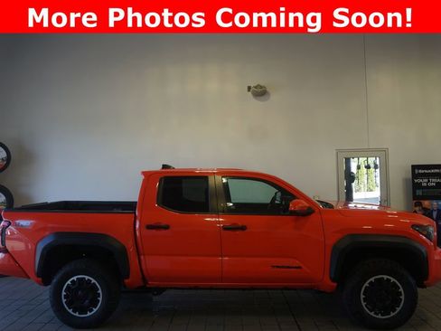 Used 2024 Toyota Tacoma TRD Off-Road AWD/4WD image 2