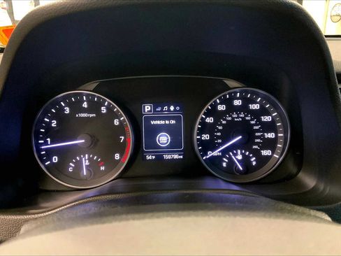 Used 2017 Hyundai Elantra Value Edition image 25