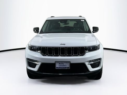 Used 2023 Jeep Grand Cherokee Limited AWD/4WD image 2