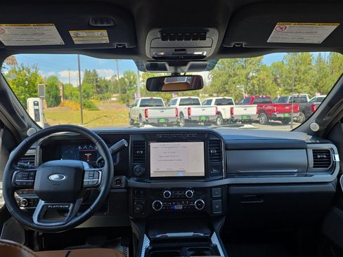 Certified 2024 Ford F450 Platinum w/ FX4 Off-Road Package AWD/4WD image 20