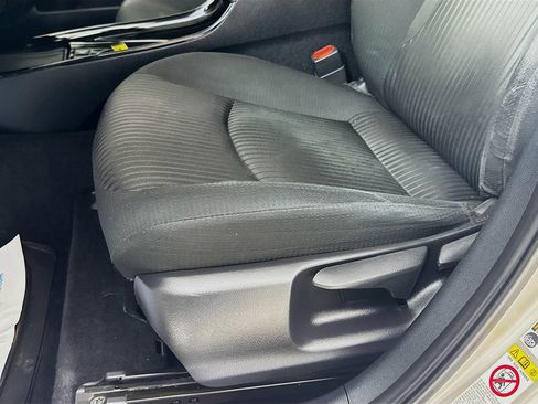 Used 2021 Toyota Prius Prime LE FWD image 23