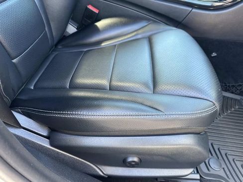 Used 2018 Mercedes-Benz C 300 C 300 image 16