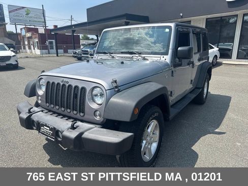 Used 2016 Jeep Wrangler Unlimited Sport w/ Quick Order Package 24S AWD/4WD image 3