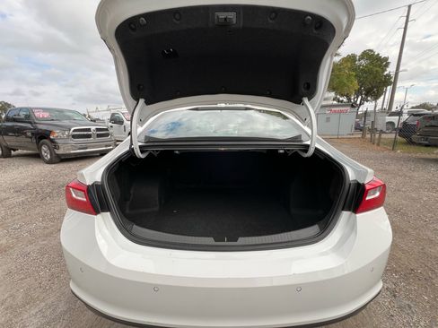 Used 2024 Chevrolet Malibu LT image 27