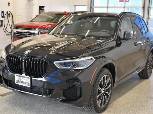 Used 2023 BMW X5 M50i w/ Executive Package image 9