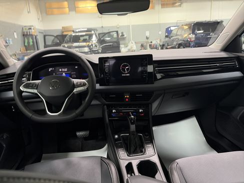 New 2026 Volkswagen Jetta SE image 27