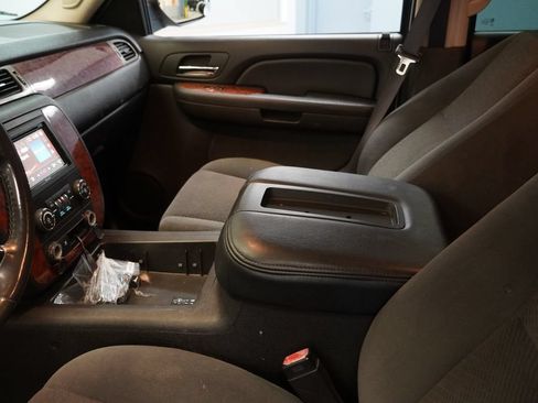 Used 2008 Chevrolet Avalanche LT RWD image 7